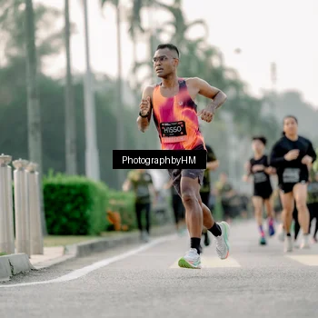 Runner Photo 6659768