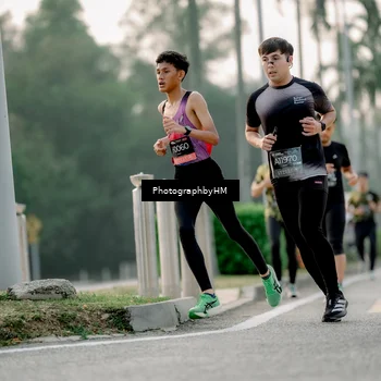 Runner Photo 6659842