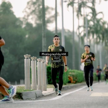 Runner Photo 6659874