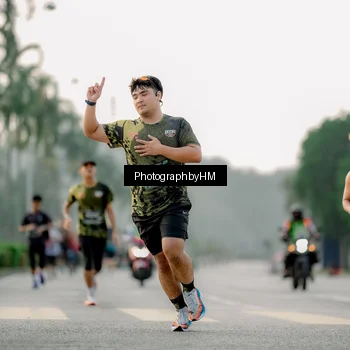 Runner Photo 6659993