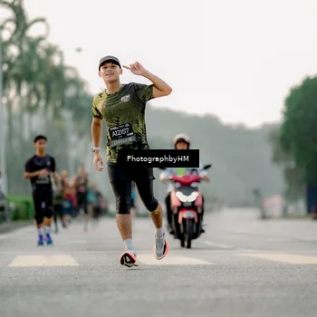 Runner Photo 6660019