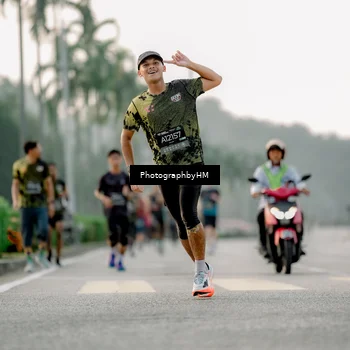 Runner Photo 6660024