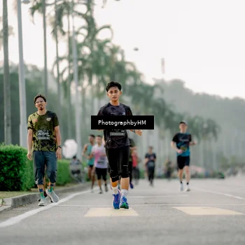 Runner Photo 6660035