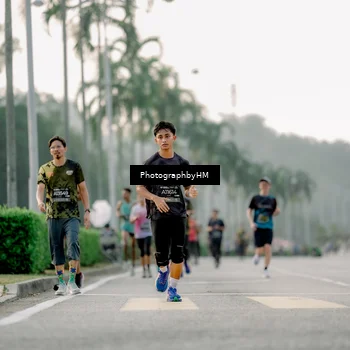Runner Photo 6660038
