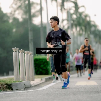 Runner Photo 6660048