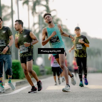 Runner Photo 6660063
