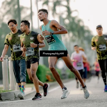 Runner Photo 6660067