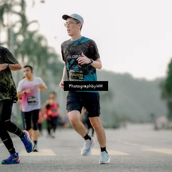 Runner Photo 6660072