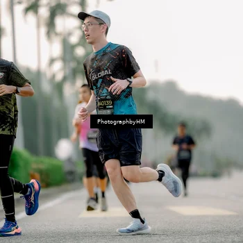 Runner Photo 6660079