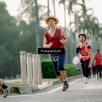 Runner Photo 6660100