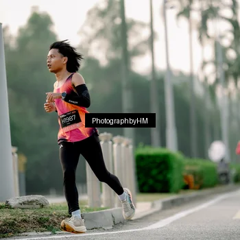 Runner Photo 6660118