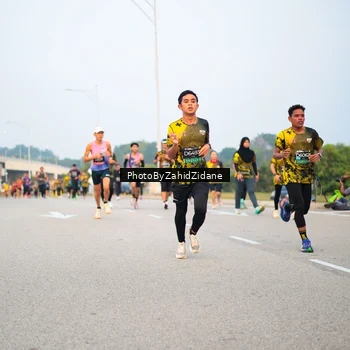 Runner Photo 6660337