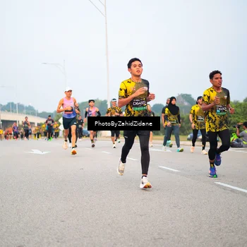 Runner Photo 6660349