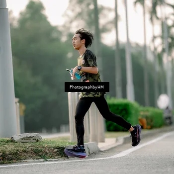 Runner Photo 6660451