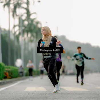 Runner Photo 6660467