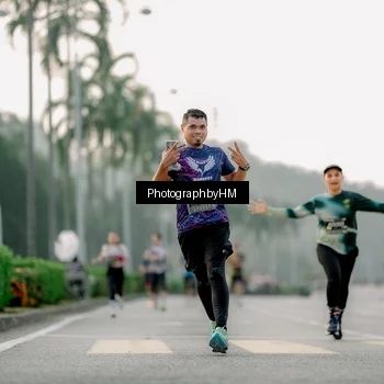 Runner Photo 6660479