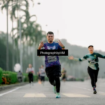 Runner Photo 6660483