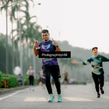 Runner Photo 6660484