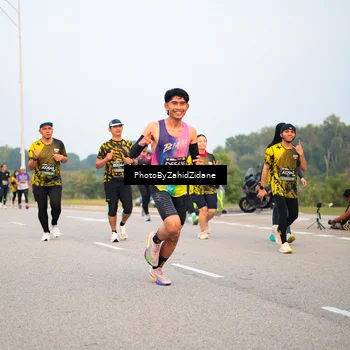 Runner Photo 6660496