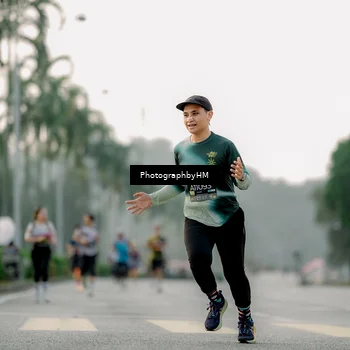 Runner Photo 6660503