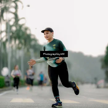Runner Photo 6660504