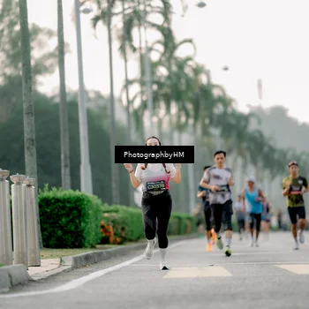 Runner Photo 6660520
