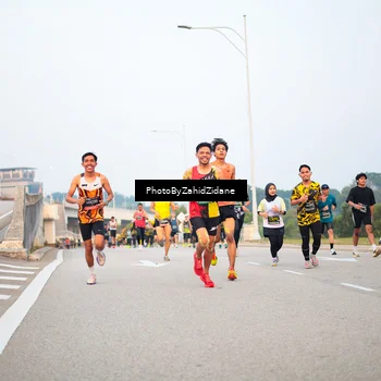 Runner Photo 6660540