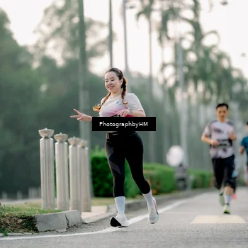 Runner Photo 6660544
