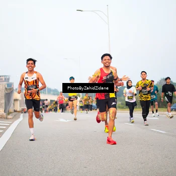 Runner Photo 6660554