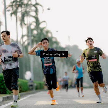 Runner Photo 6660560