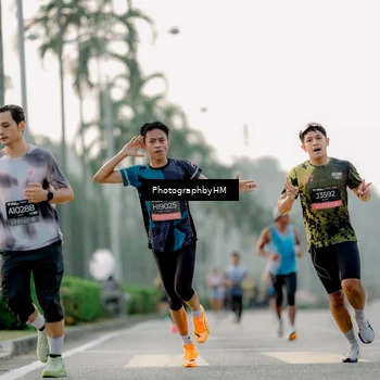Runner Photo 6660565