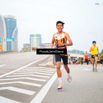 Runner Photo 6660572