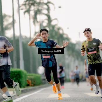 Runner Photo 6660573
