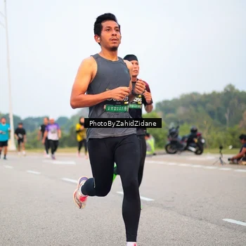 Runner Photo 6660578