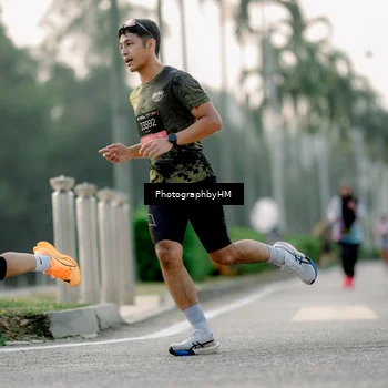 Runner Photo 6660581