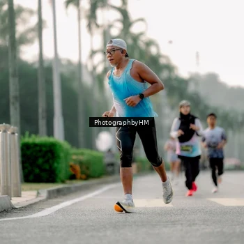 Runner Photo 6660596