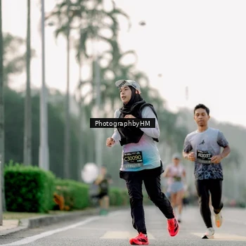 Runner Photo 6660618