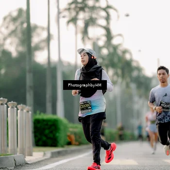 Runner Photo 6660624