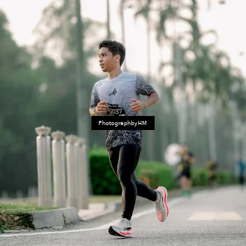 Runner Photo 6660637
