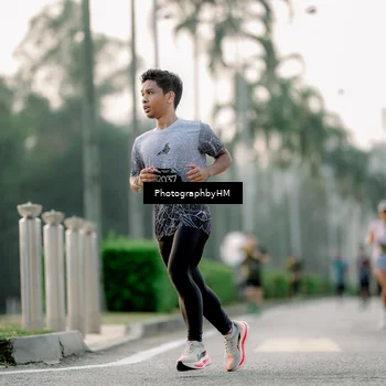 Runner Photo 6660638