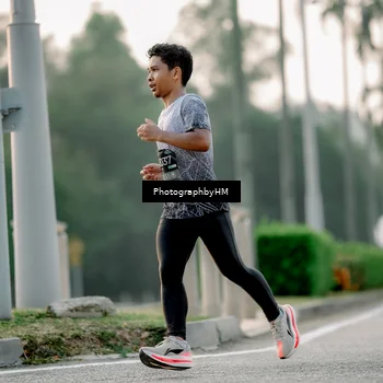 Runner Photo 6660648