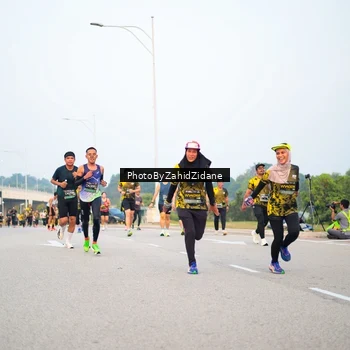 Runner Photo 6660662