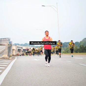 Runner Photo 6660668