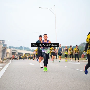 Runner Photo 6660678