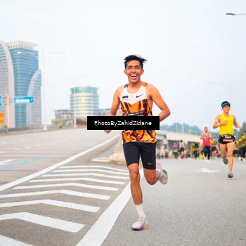 Runner Photo 6660692