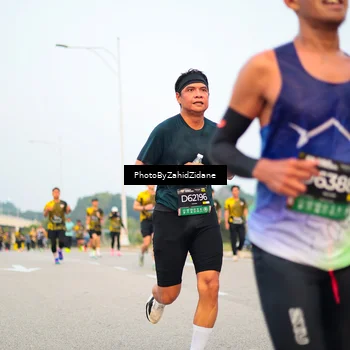 Runner Photo 6660699