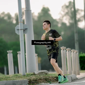 Runner Photo 6660707