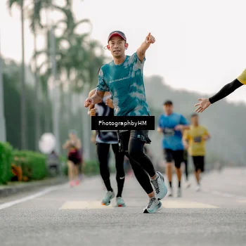 Runner Photo 6660733
