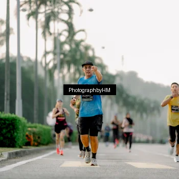 Runner Photo 6660750