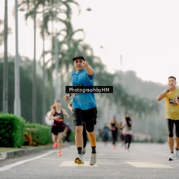 Runner Photo 6660755